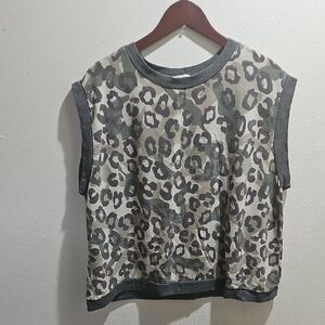Leopard Print Sleeveless Top